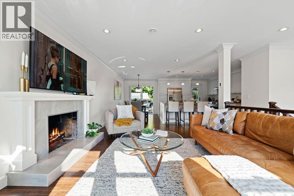 814 Plymouth Drive, North Vancouver, British Columbia  V7H 2H7 - Photo 9 - R3070447