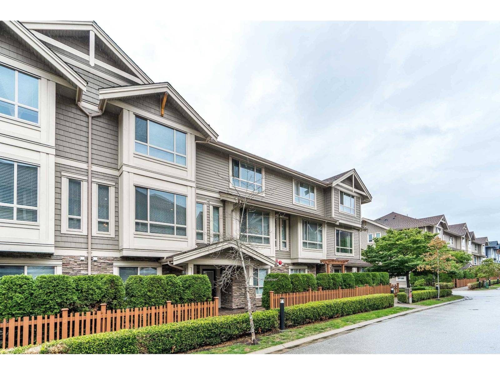 22 19752 55a Avenue, Langley, British Columbia  V3A 3X2 - Photo 3 - R3070448