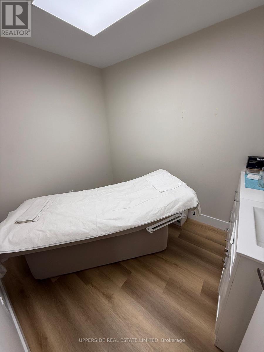 22 - 1118 Centre Street, Vaughan, Ontario  L4J 7R9 - Photo 6 - N12579940
