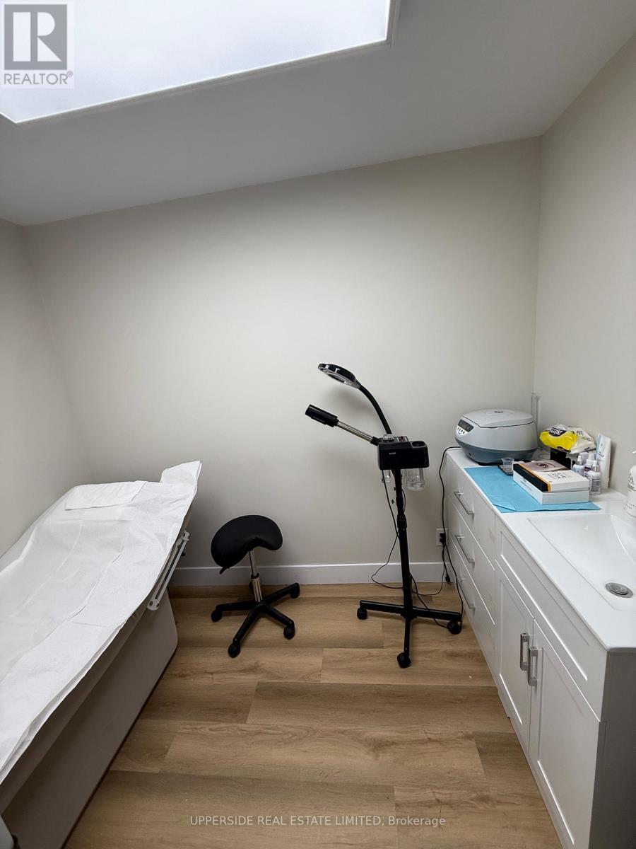 22 - 1118 Centre Street, Vaughan, Ontario  L4J 7R9 - Photo 4 - N12579940