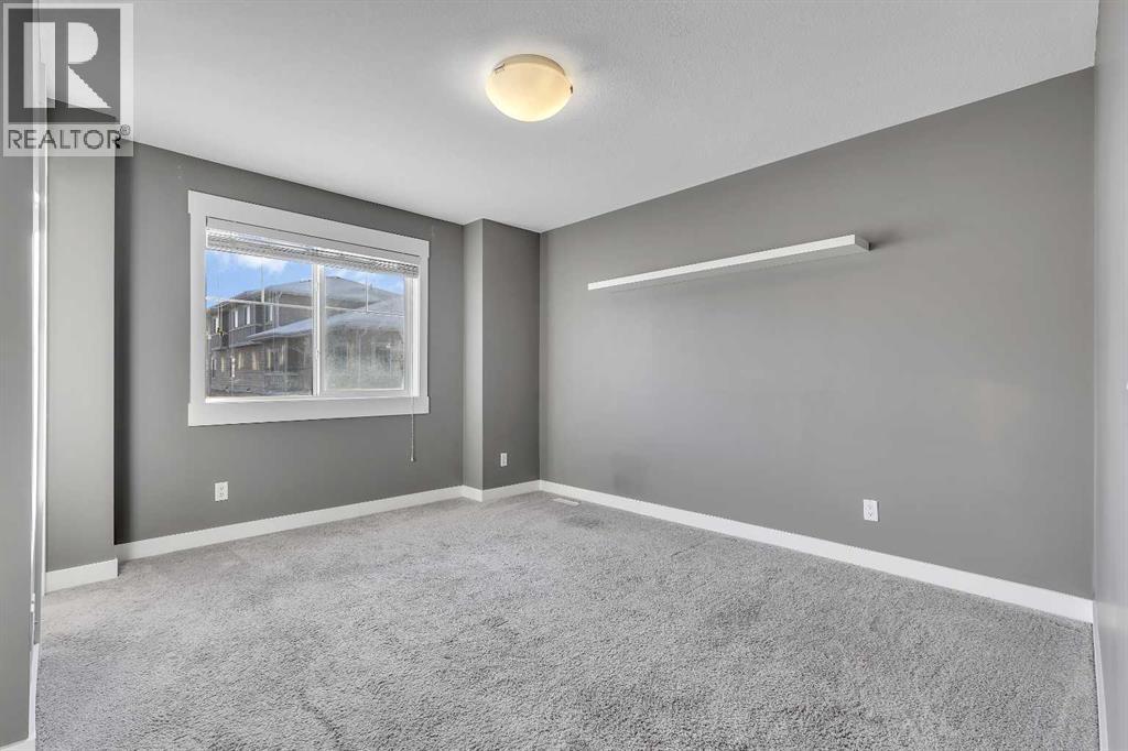 19 West Coach Manor Sw, Calgary, Alberta  T3H 1R7 - Photo 33 - A2271897
