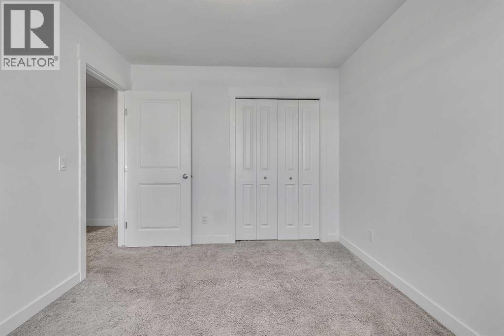 19 West Coach Manor Sw, Calgary, Alberta  T3H 1R7 - Photo 28 - A2271897