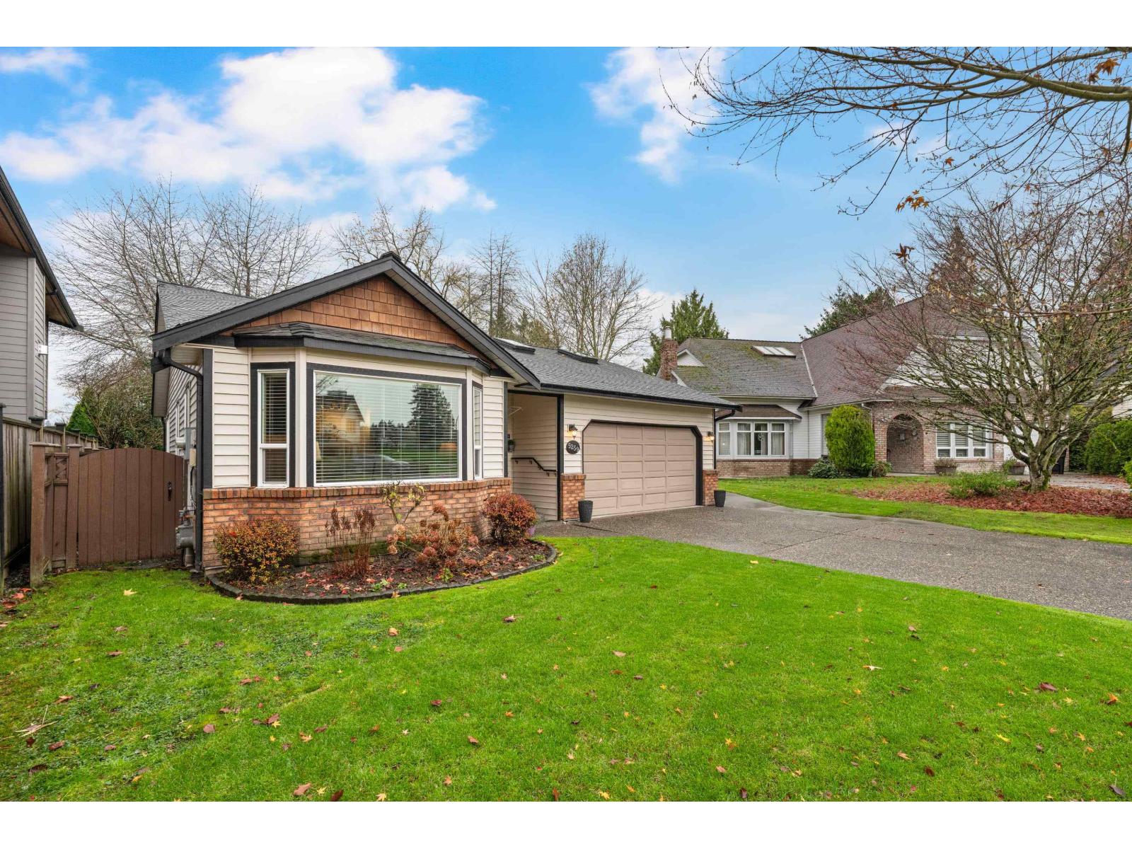 5259 197a Street, Langley, British Columbia  V3A 7Y1 - Photo 3 - R3070439