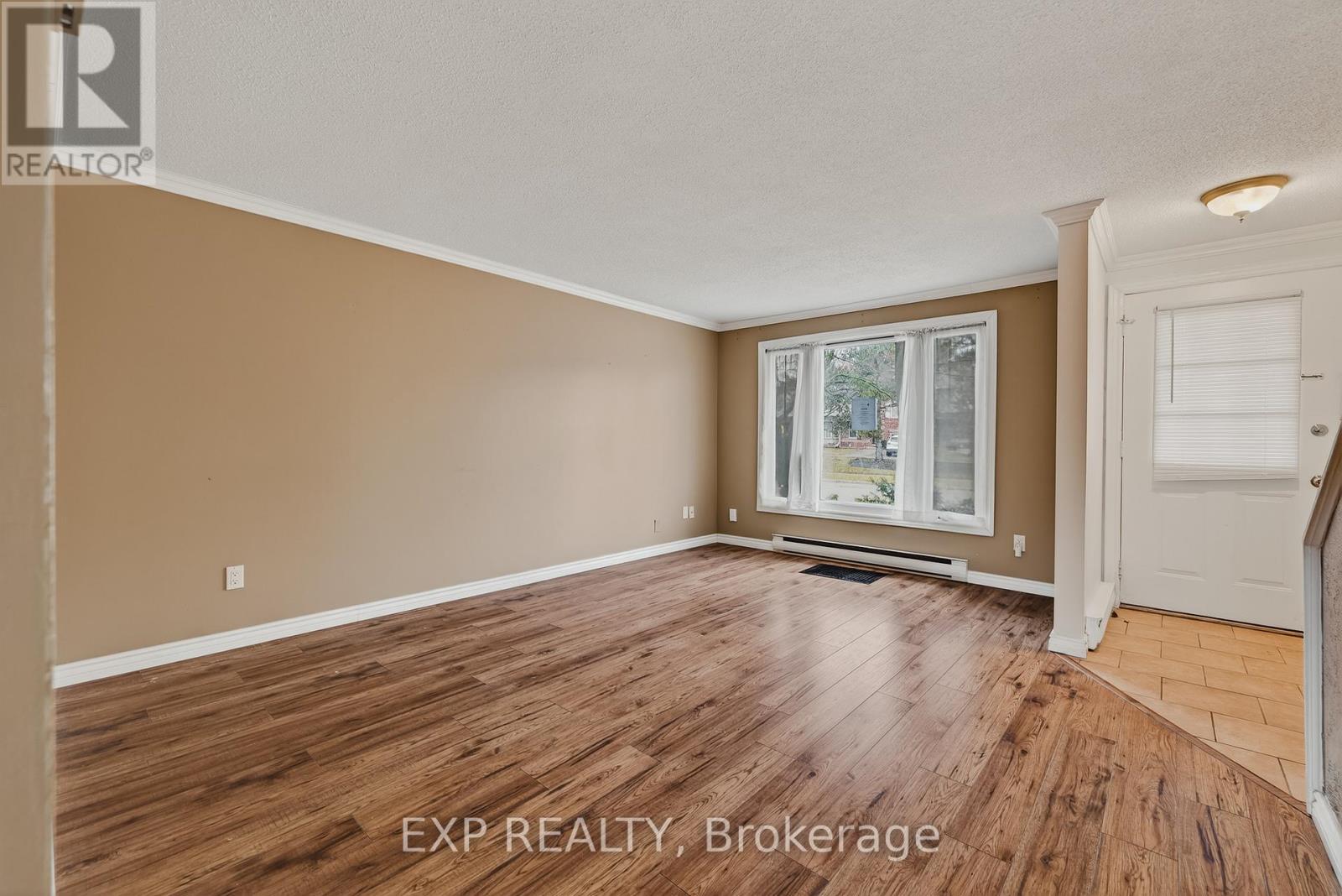 171 Marksam Road, Guelph, Ontario  N1H 7L1 - Photo 3 - X12580348
