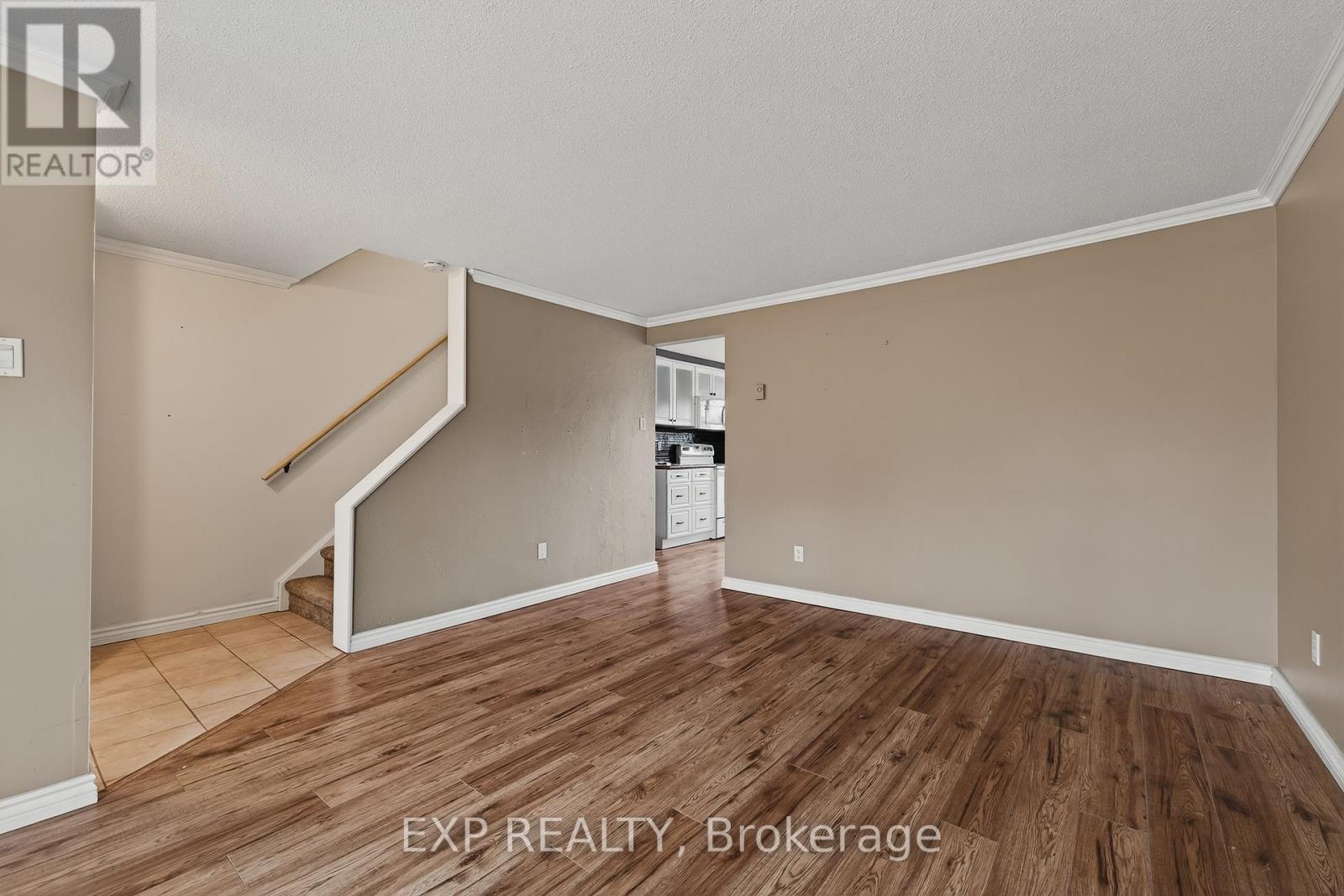 171 Marksam Road, Guelph, Ontario  N1H 7L1 - Photo 5 - X12580348