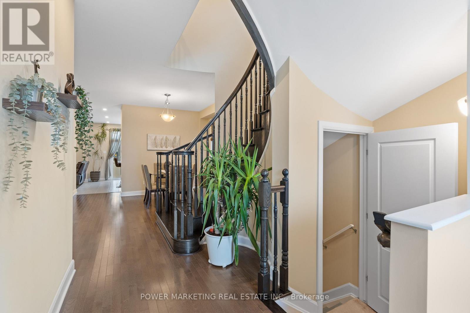 682 Jerome Jodoin Drive, Ottawa, Ontario  K4A 1G7 - Photo 4 - X12580446