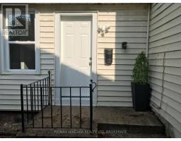 Rear Unit - 163 Welland Avenue, St. Catharines (Downtown), Ca