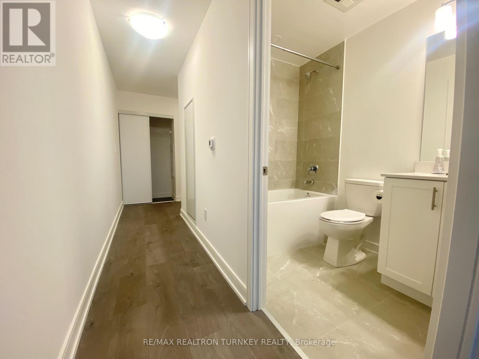 202 - 705 Davis Drive, Newmarket, Ontario  L3Y 0J1 - Photo 20 - N12575414