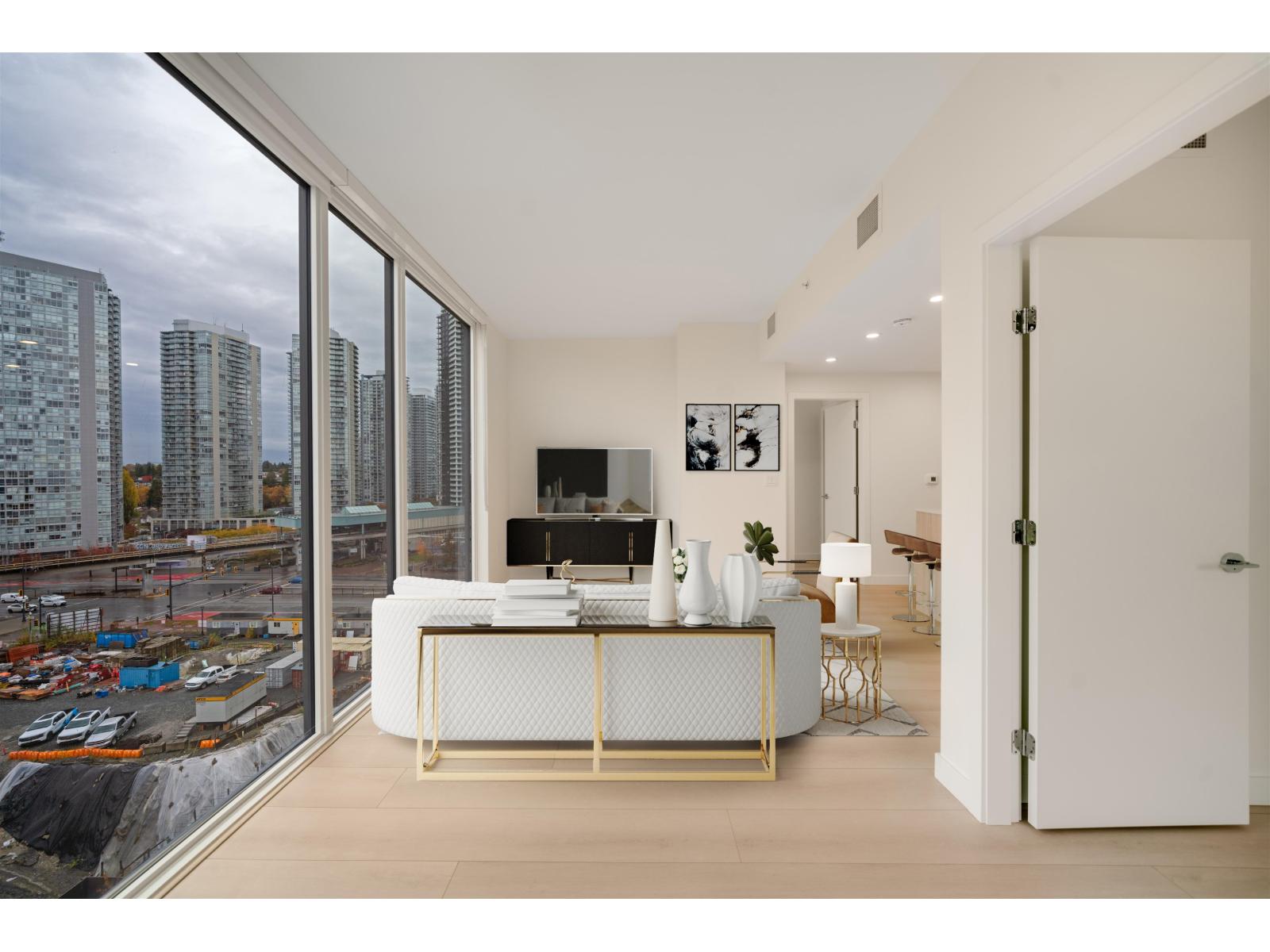 808 13573 98a Avenue, Surrey, British Columbia V3T 4A4 - Photo 1 - R3065667