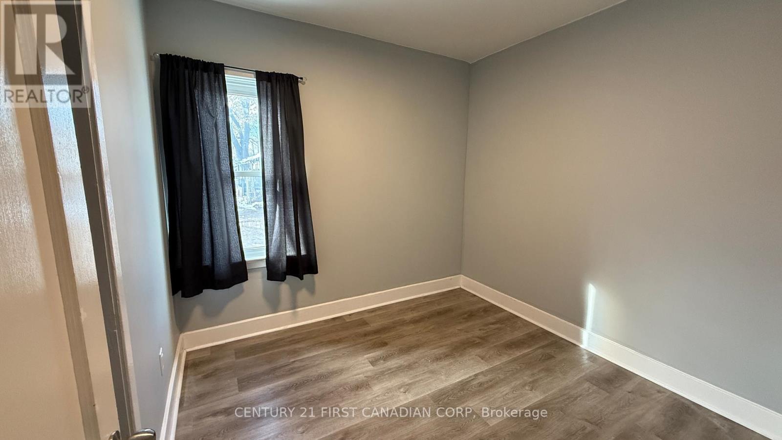 3 - 1072 Dundas Street, London East, Ontario  N5W 3A6 - Photo 11 - X12561720