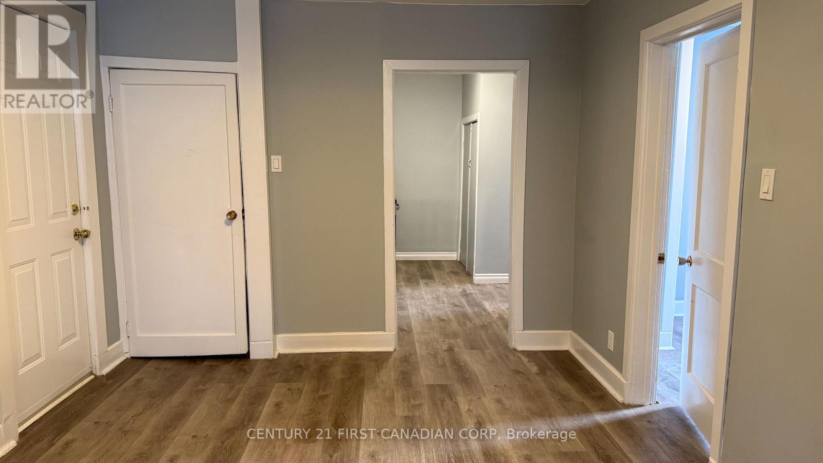 3 - 1072 Dundas Street, London East, Ontario  N5W 3A6 - Photo 15 - X12561720