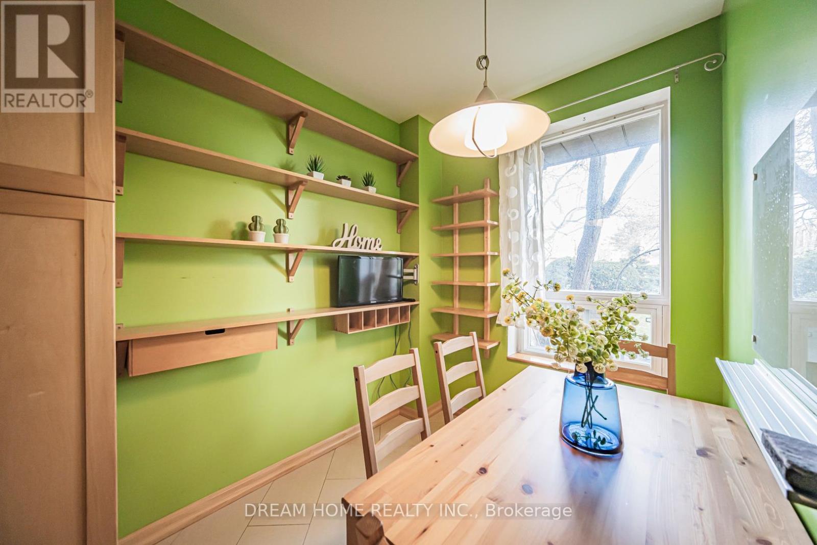 6 - 74 Upper Canada Drive, Toronto, Ontario  M2P 2A3 - Photo 11 - C12580396