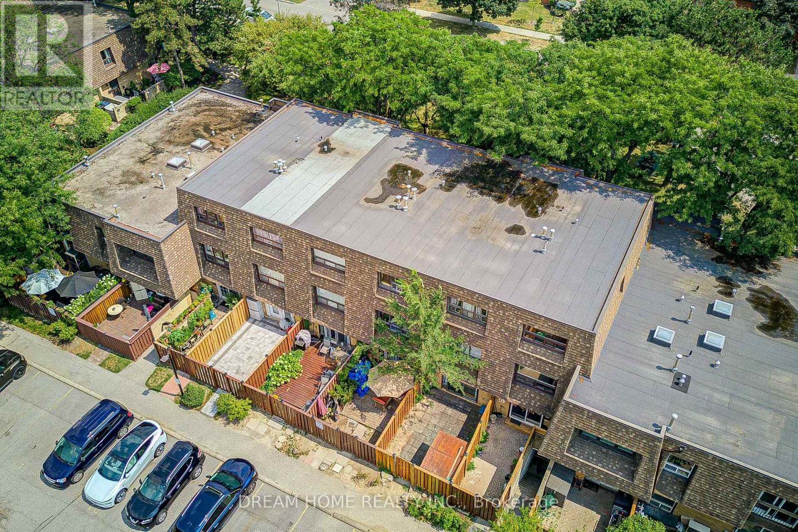 6 - 74 Upper Canada Drive, Toronto, Ontario  M2P 2A3 - Photo 31 - C12580396