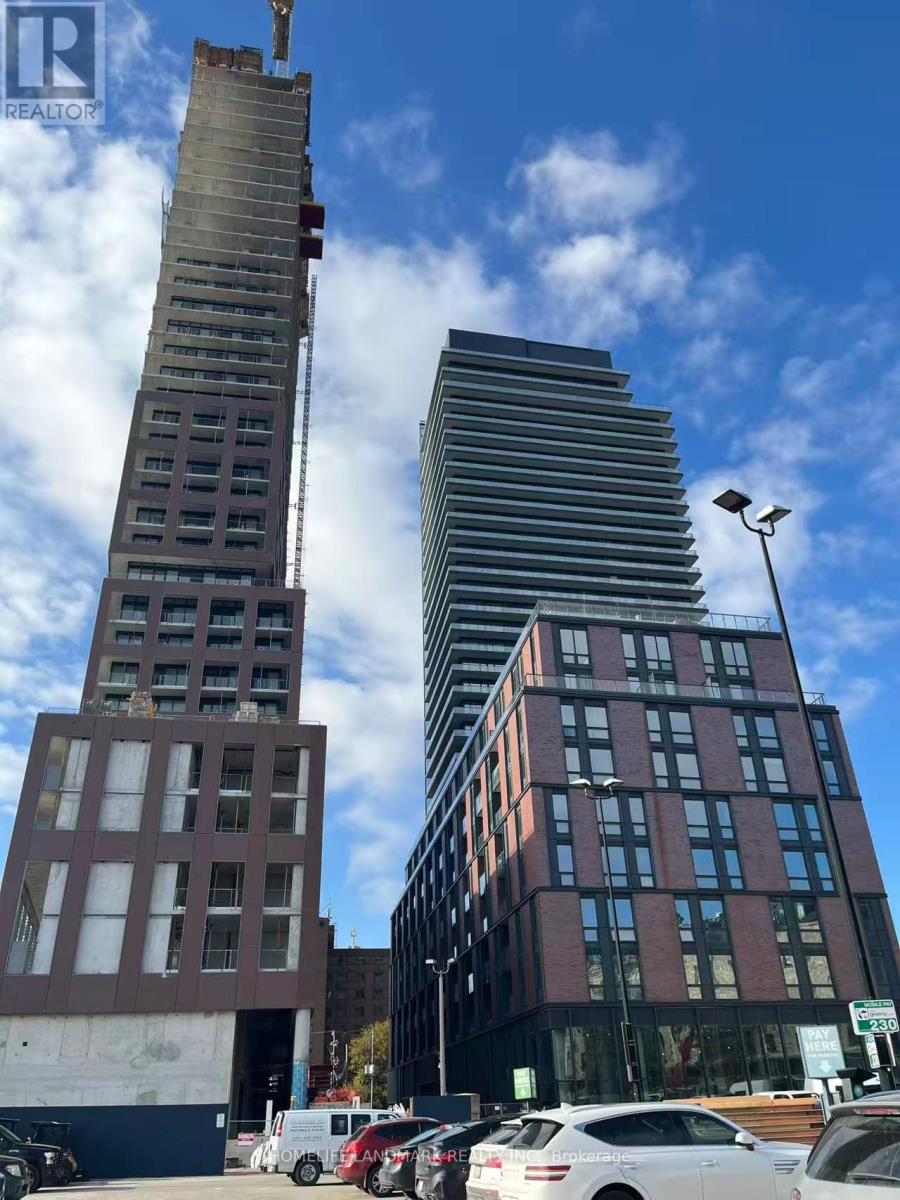 35 Parliament Street, Toronto, Ontario  M5A 1G1 - Photo 2 - C12580454