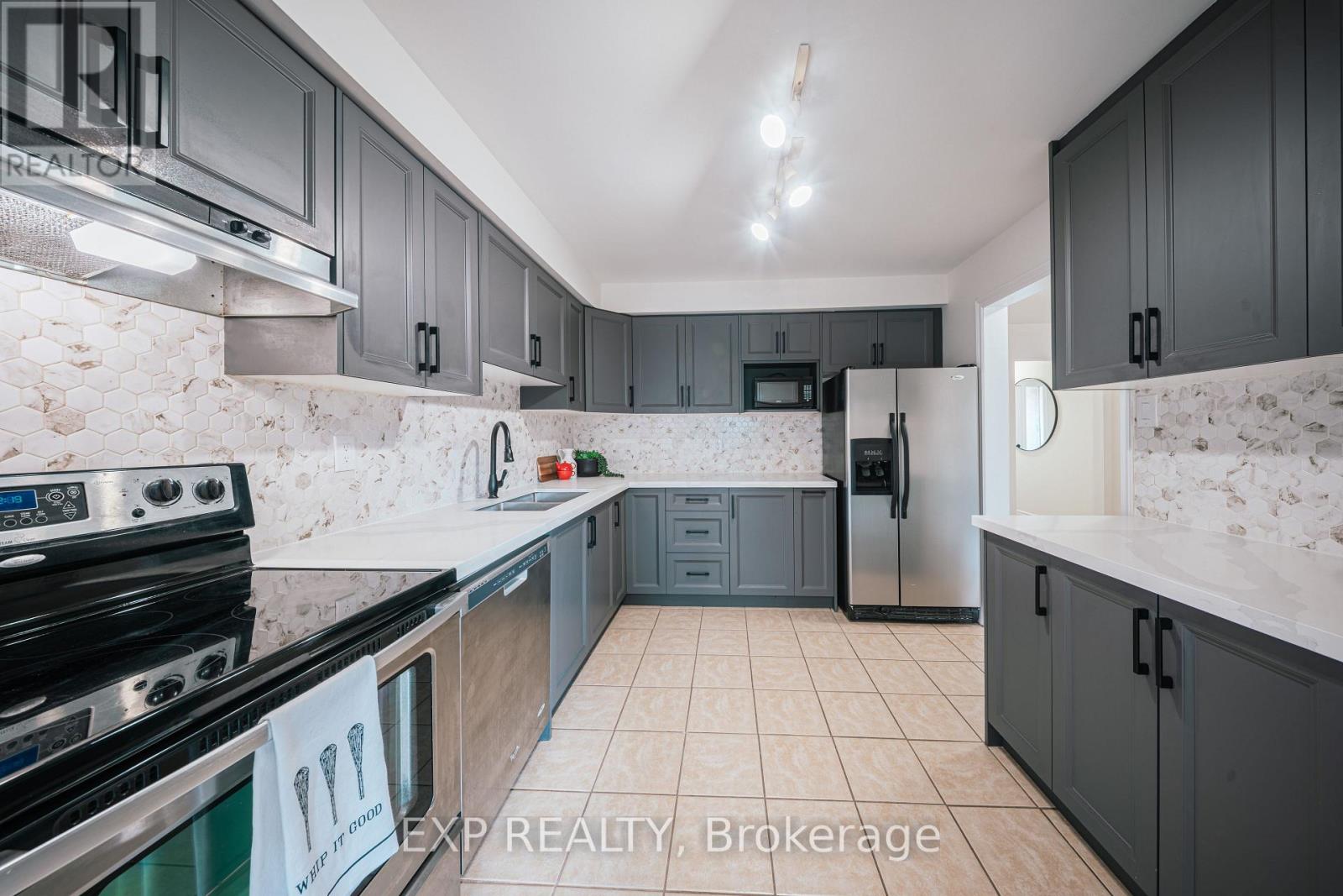 42 - 9 Michael Boulevard, Whitby, Ontario  L1N 5P4 - Photo 7 - E12580434