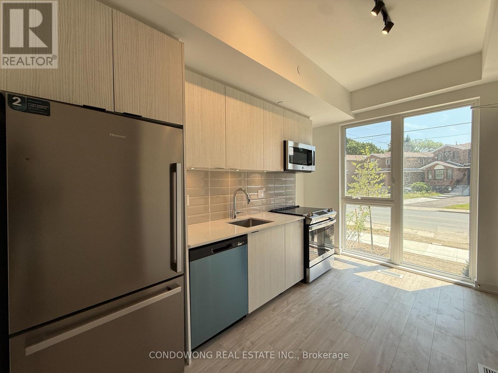 4 - 168 CLONMORE DRIVE, Toronto, Ontario