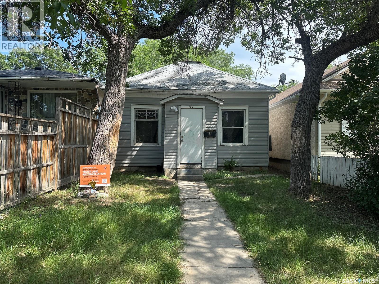 761 Athol Street, Regina, Saskatchewan  S4T 3B4 - Photo 2 - SK024780