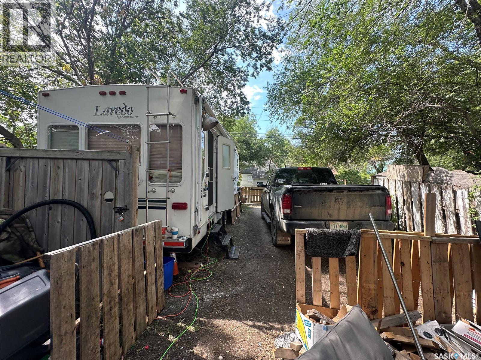 1070 Argyle Street, Regina, Saskatchewan  S4T 3R3 - Photo 13 - SK024779