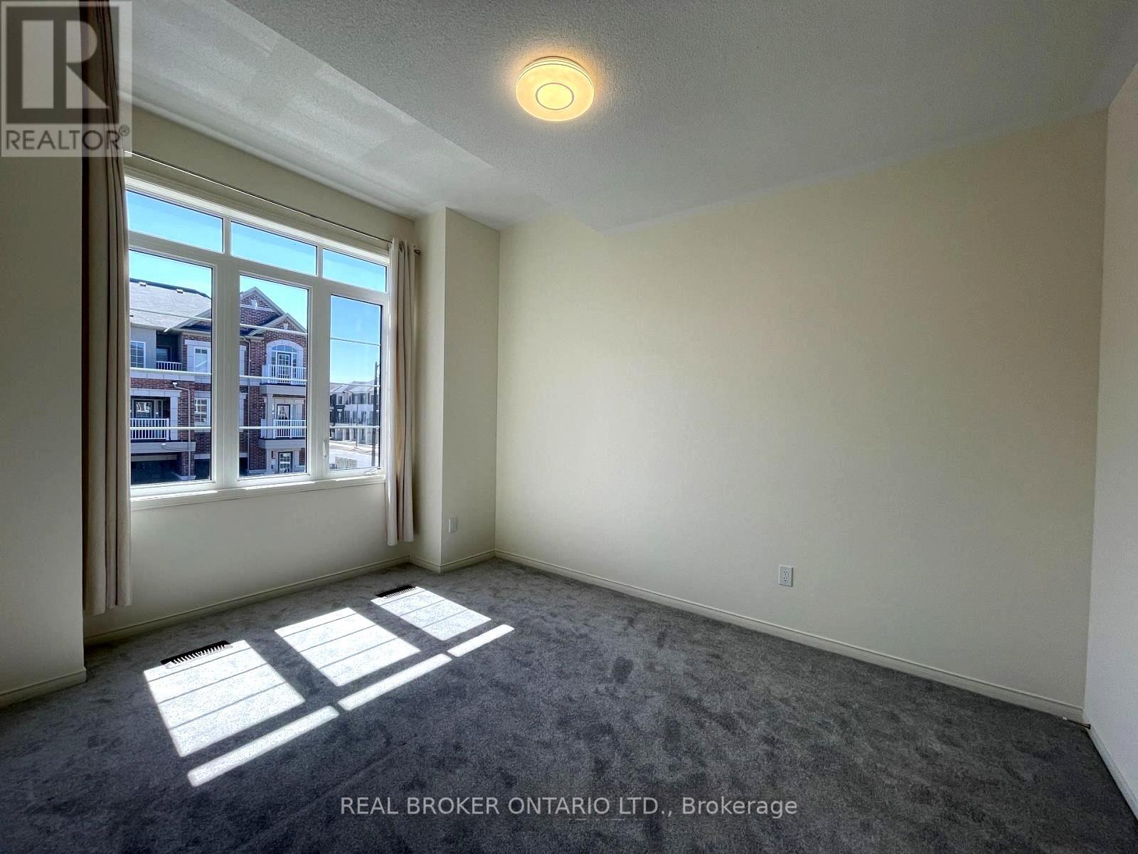 82 Ness Drive, Richmond Hill, Ontario  L4S 0K8 - Photo 20 - N12577492