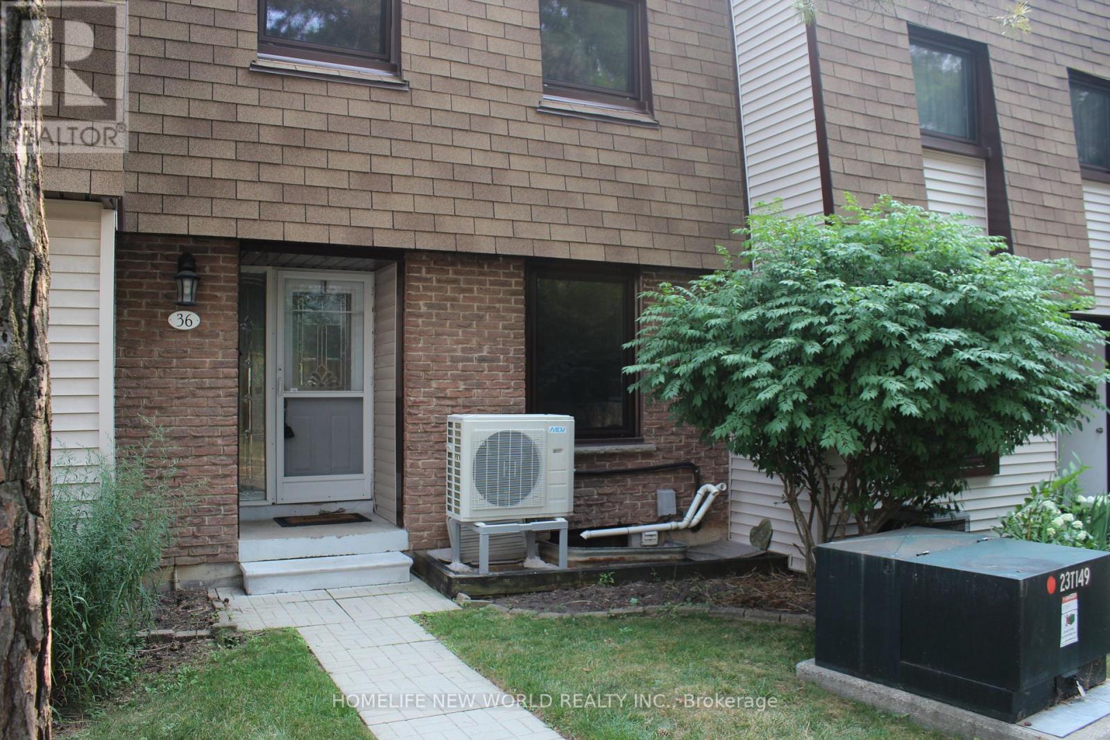 36 - 189 Springhead Gardens, Richmond Hill, Ontario  L4C 5C7 - Photo 4 - N12580418