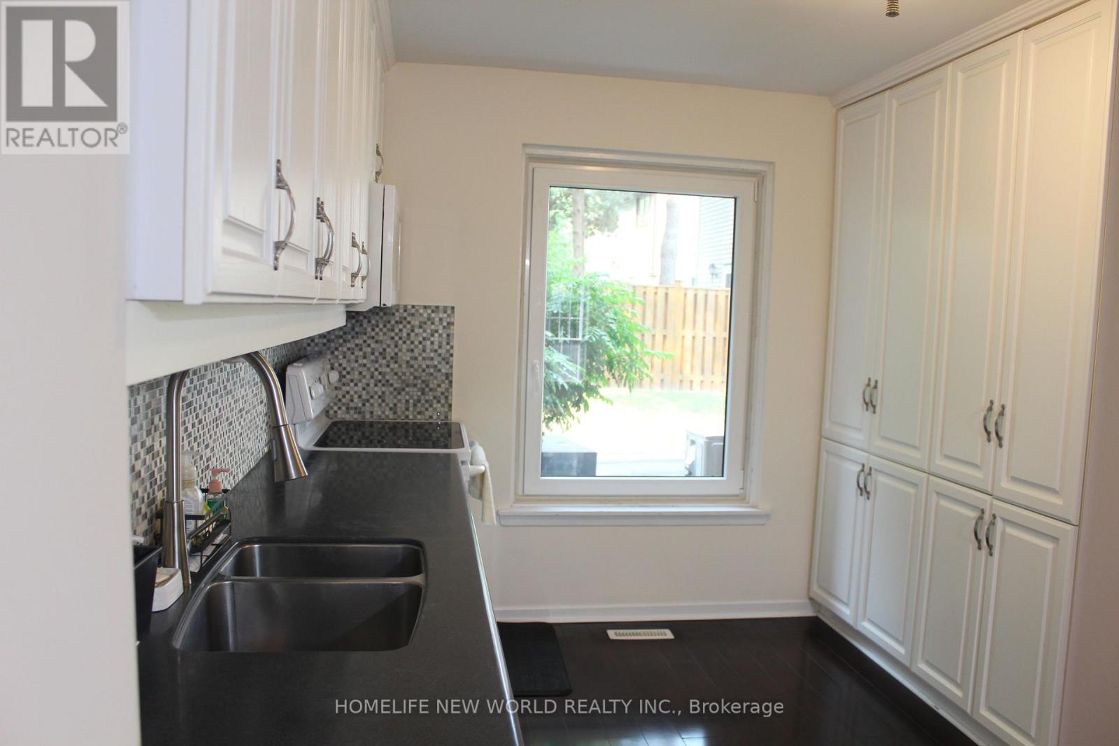 36 - 189 Springhead Gardens, Richmond Hill, Ontario  L4C 5C7 - Photo 9 - N12580418