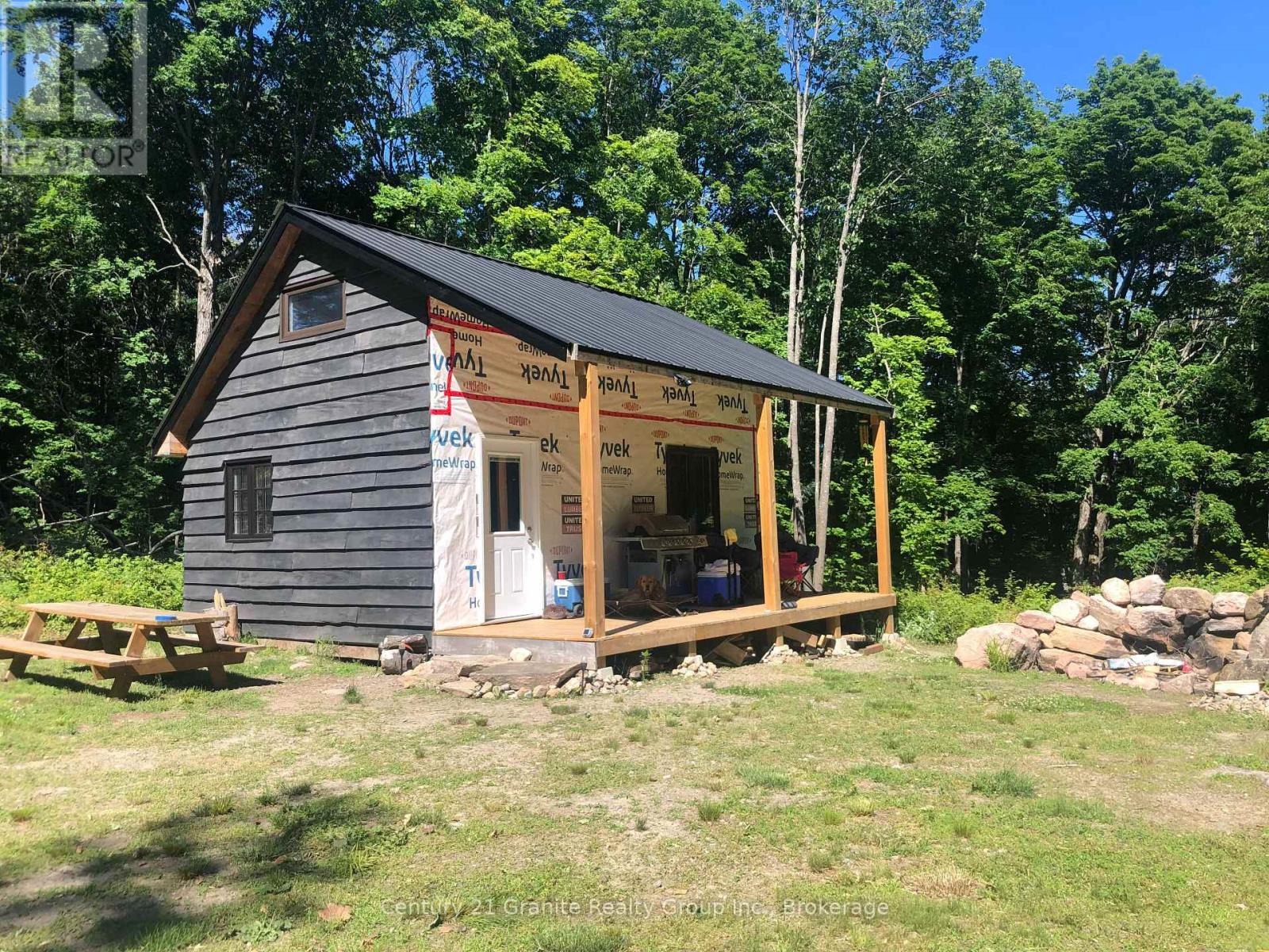 00 ROSS TRAIL, Dysart et al, Ontario