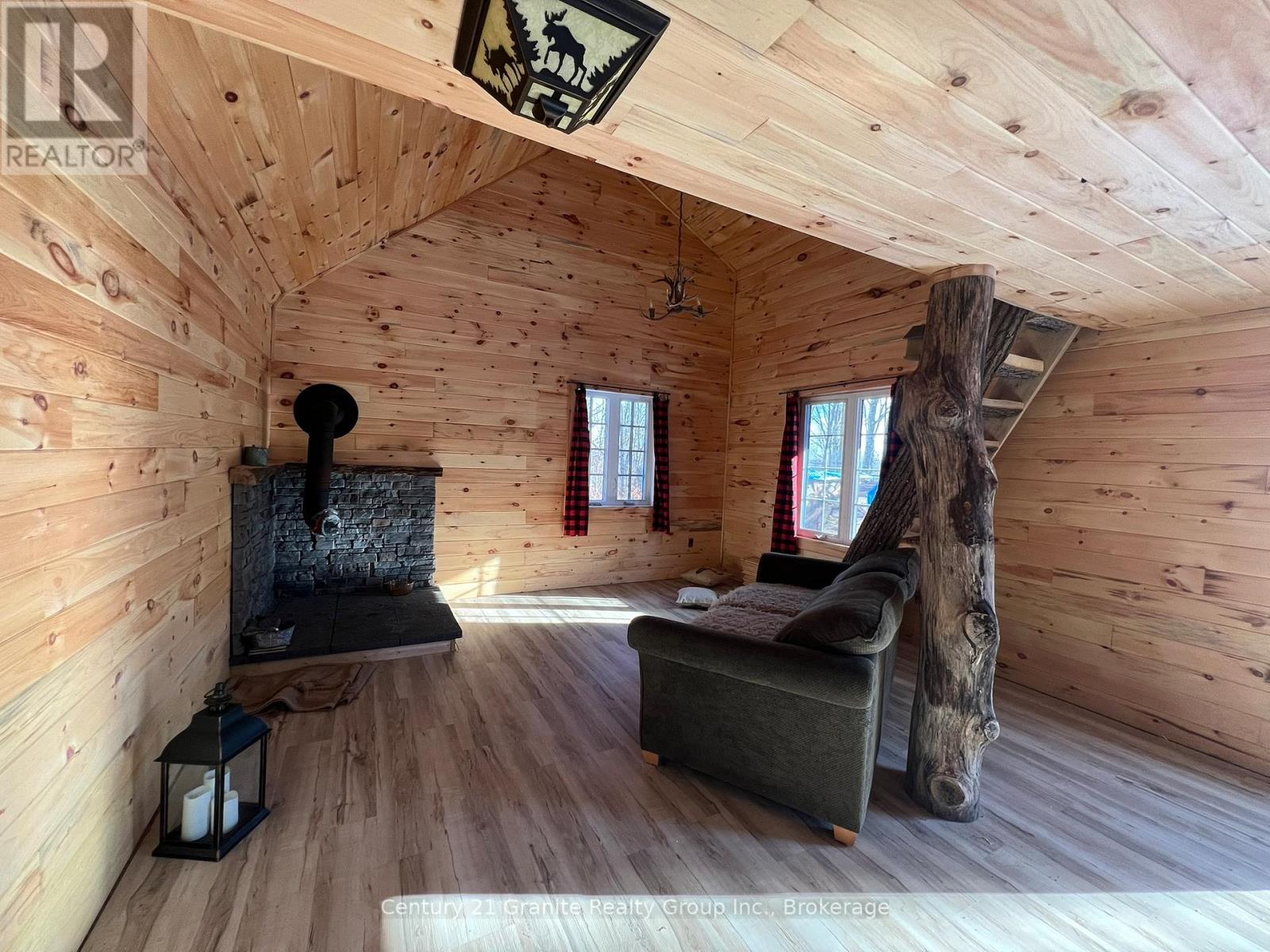 00 Ross Trail, Dysart Et Al, Ontario  K0M 1S0 - Photo 6 - X12579816