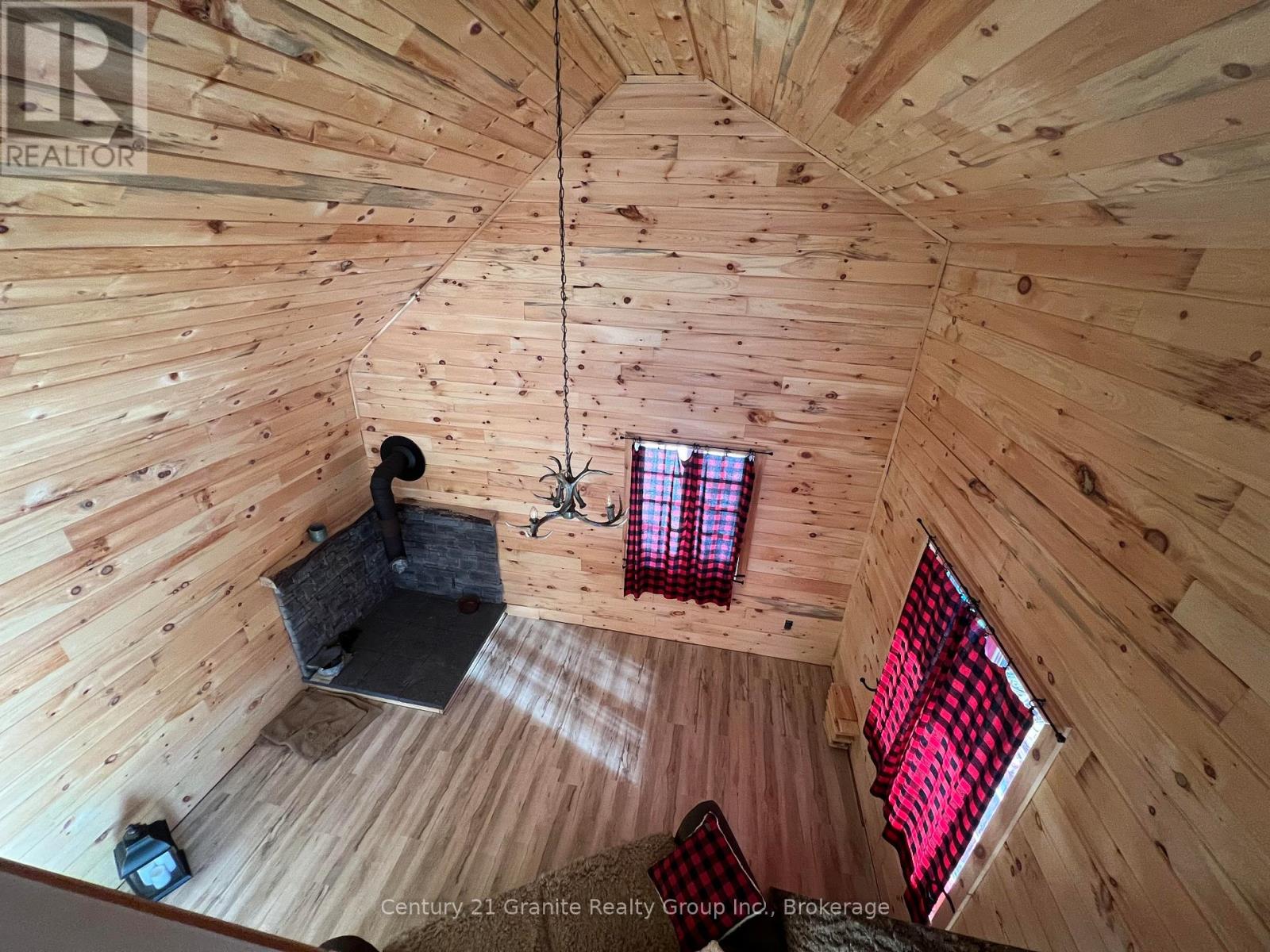 00 Ross Trail, Dysart Et Al, Ontario  K0M 1S0 - Photo 4 - X12579816