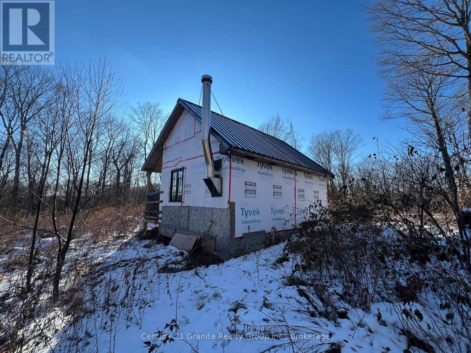 00 Ross Trail, Dysart Et Al, Ontario  K0M 1S0 - Photo 34 - X12579816