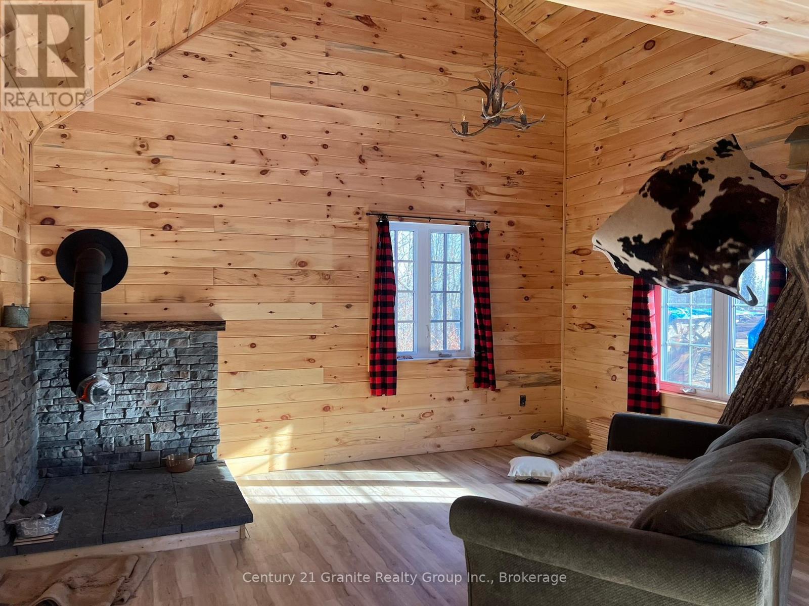 00 Ross Trail, Dysart Et Al, Ontario  K0M 1S0 - Photo 5 - X12579816