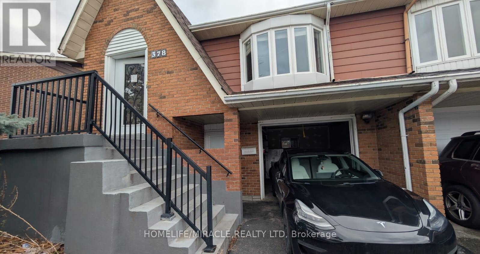 378 HANSEN ROAD, Brampton, Ontario