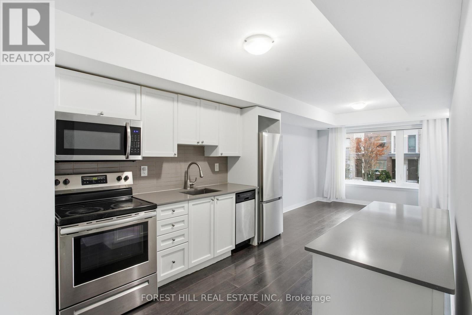 6 - 157 William Duncan Road, Toronto, Ontario  M3K 0B9 - Photo 7 - W12580424