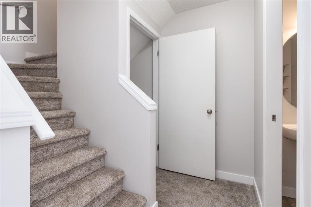 75 Mckenzie Towne Gate Se, Calgary, Alberta  T2Z 4G1 - Photo 16 - A2252253