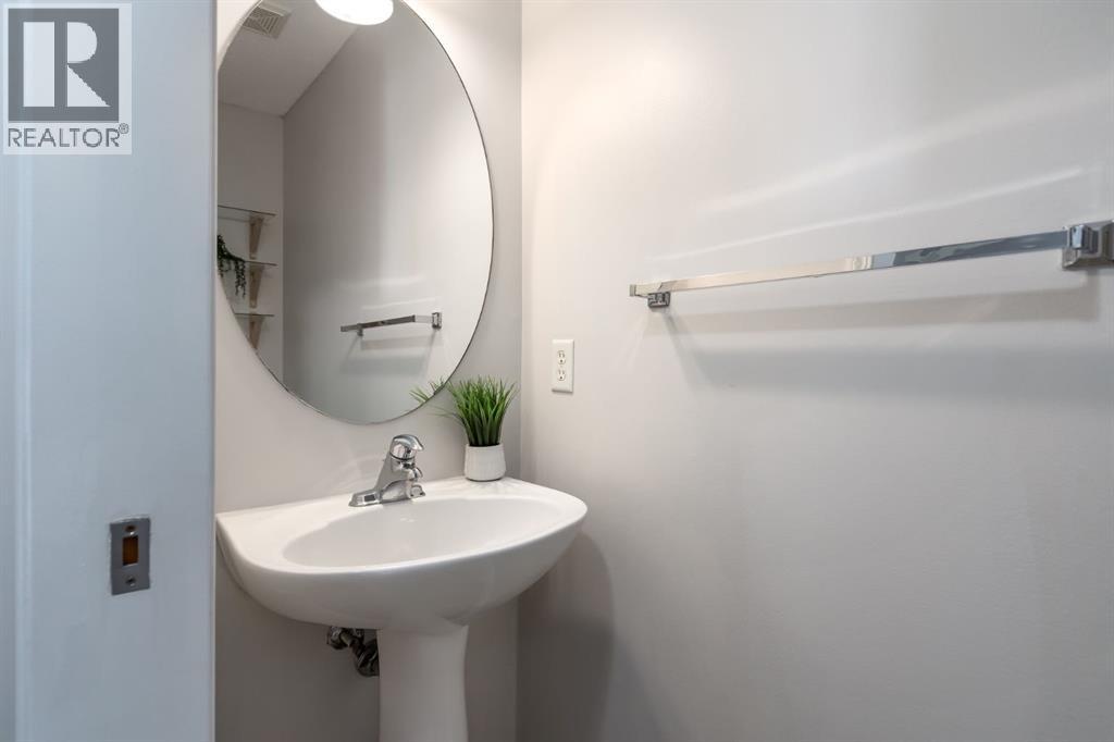 75 Mckenzie Towne Gate Se, Calgary, Alberta  T2Z 4G1 - Photo 15 - A2252253