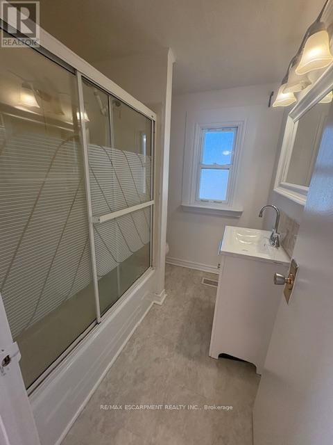 89 Shaw Street, Hamilton, Ontario  L8L 3P4 - Photo 13 - X12580420