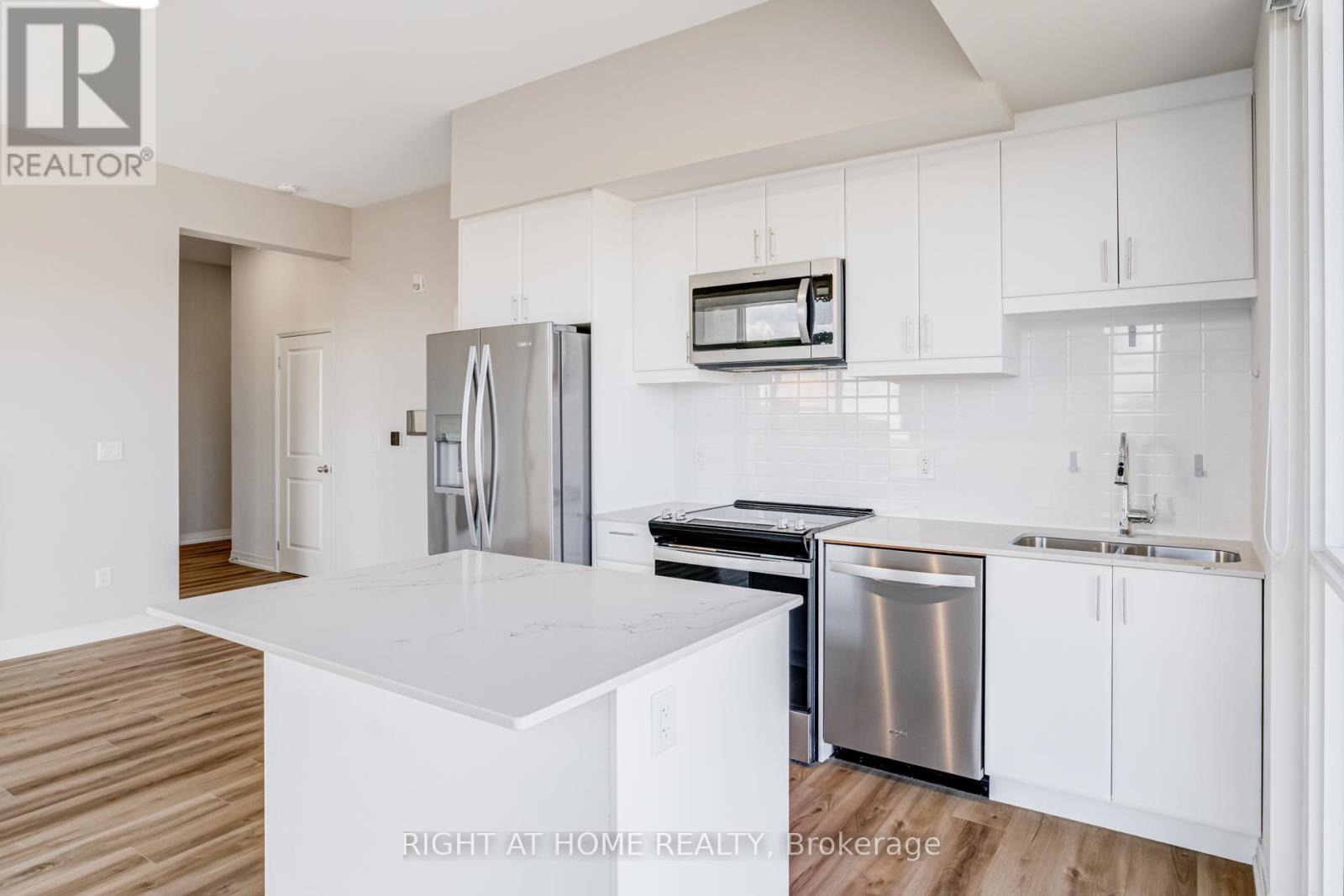 Up 18 - 50 Herrick Avenue, St. Catharines, Ontario L2P 0G3 - Photo 14 - X12580430