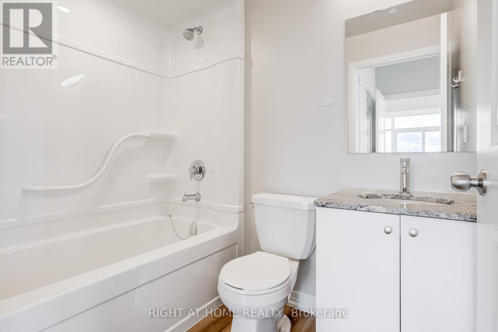 Up 18 - 50 Herrick Avenue, St. Catharines, Ontario L2P 0G3 - Photo 19 - X12580430