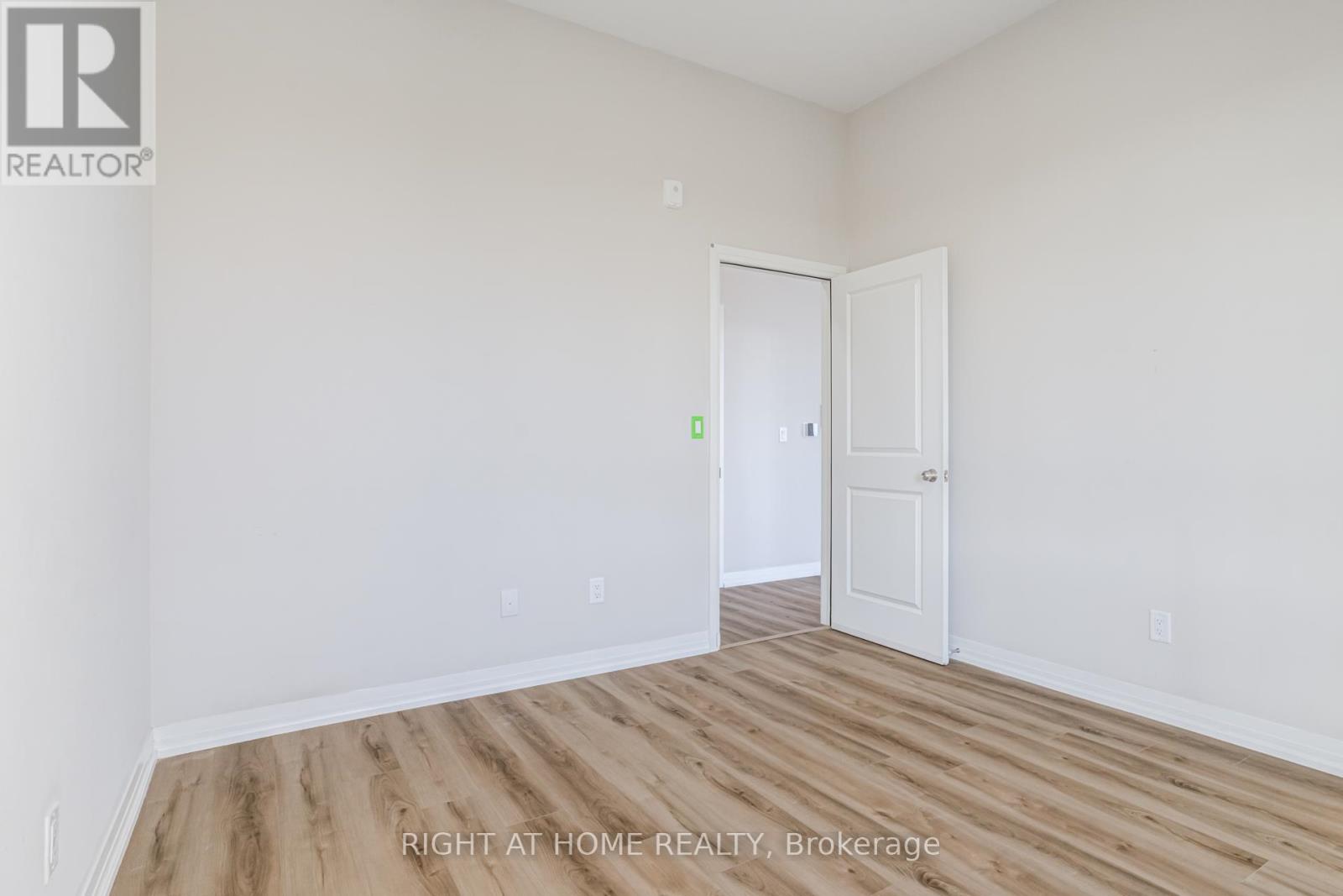 Up 18 - 50 Herrick Avenue, St. Catharines, Ontario L2P 0G3 - Photo 23 - X12580430