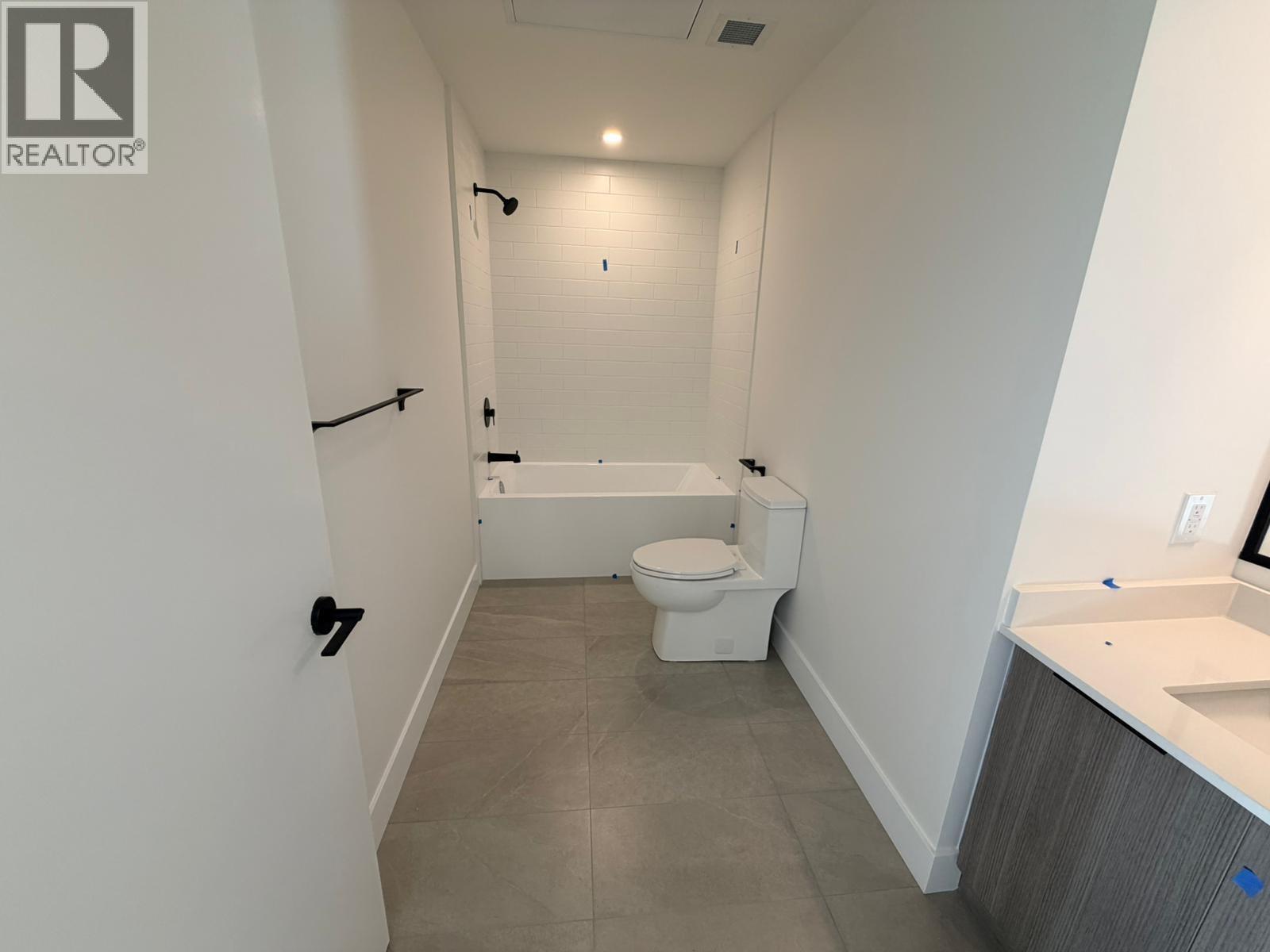 411 111 Buller Street, Port Moody, British Columbia  V3H 0P5 - Photo 8 - R3070250