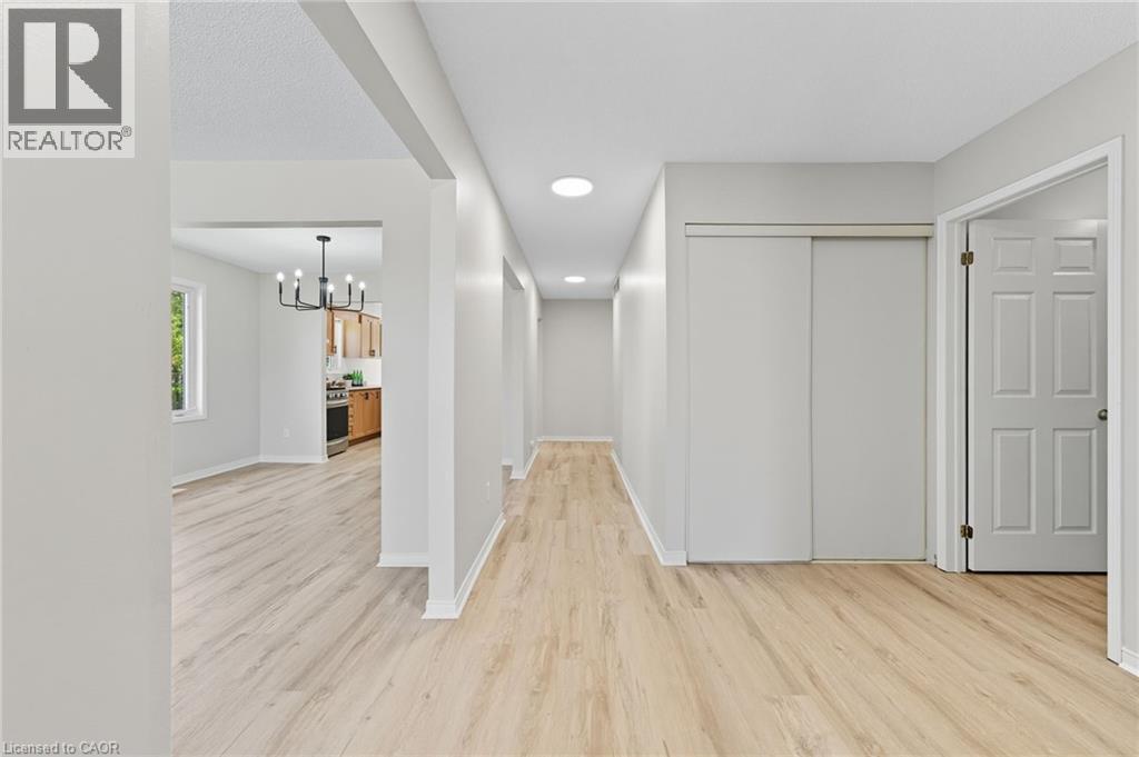 16 Jones Court, Ayr, Ontario  N0B 1E0 - Photo 6 - 40774377