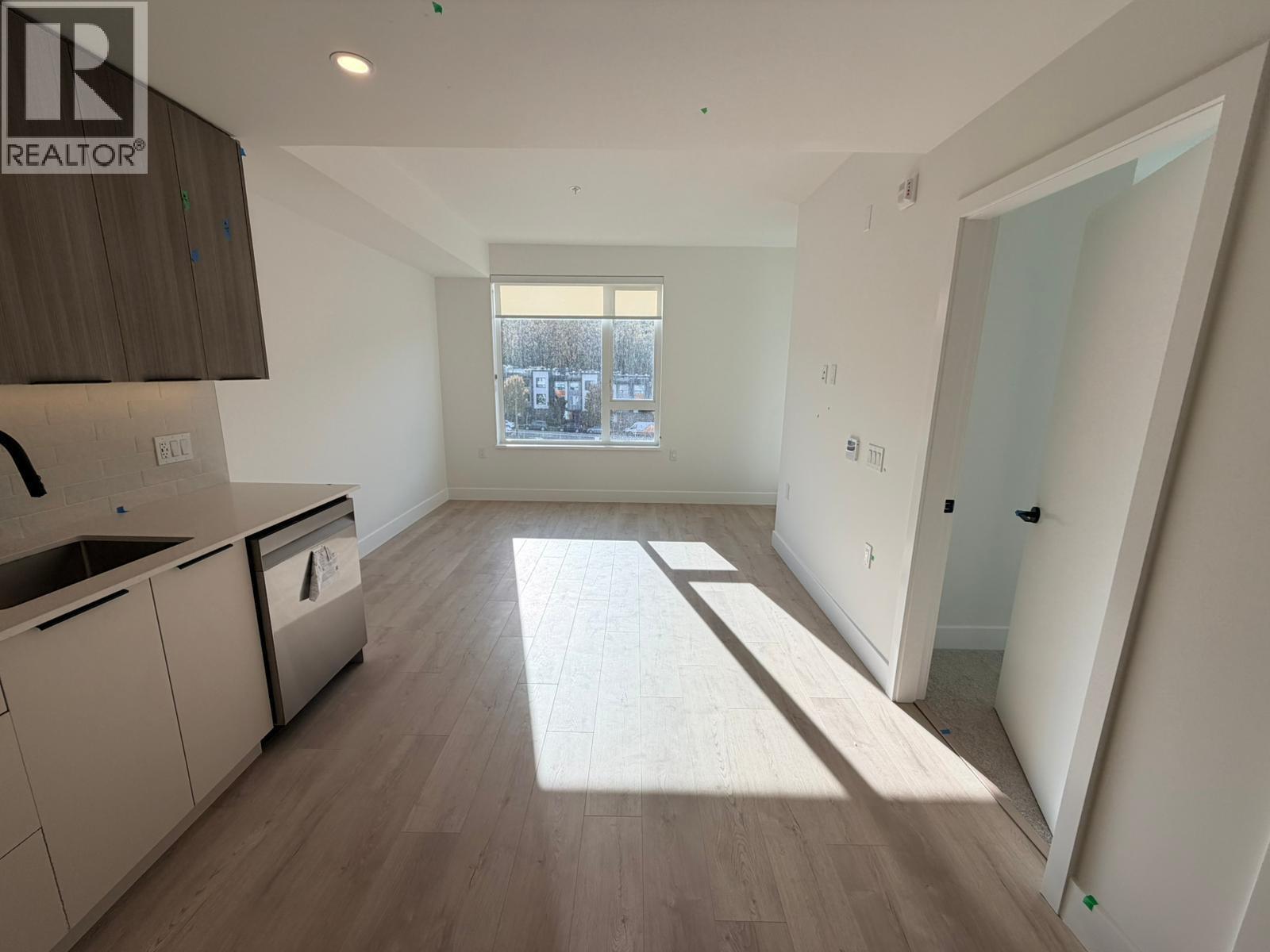 411 111 Buller Street, Port Moody, British Columbia  V3H 0P5 - Photo 6 - R3070250