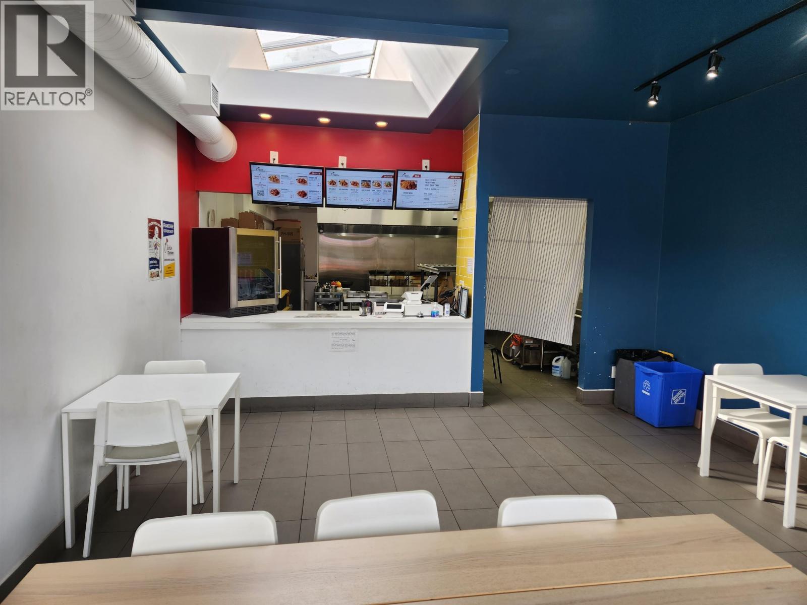 1813 Lonsdale Avenue, North Vancouver, British Columbia  V7M 2J8 - Photo 7 - C8074131