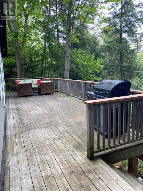 5541 Kennisis Lake Road, Dysart Et Al, Ontario  K0M 1S0 - Photo 9 - X12579910