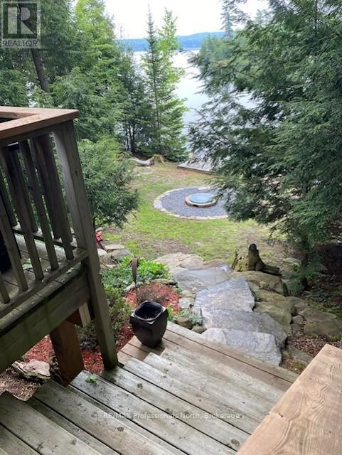 5541 Kennisis Lake Road, Dysart Et Al, Ontario  K0M 1S0 - Photo 8 - X12579910