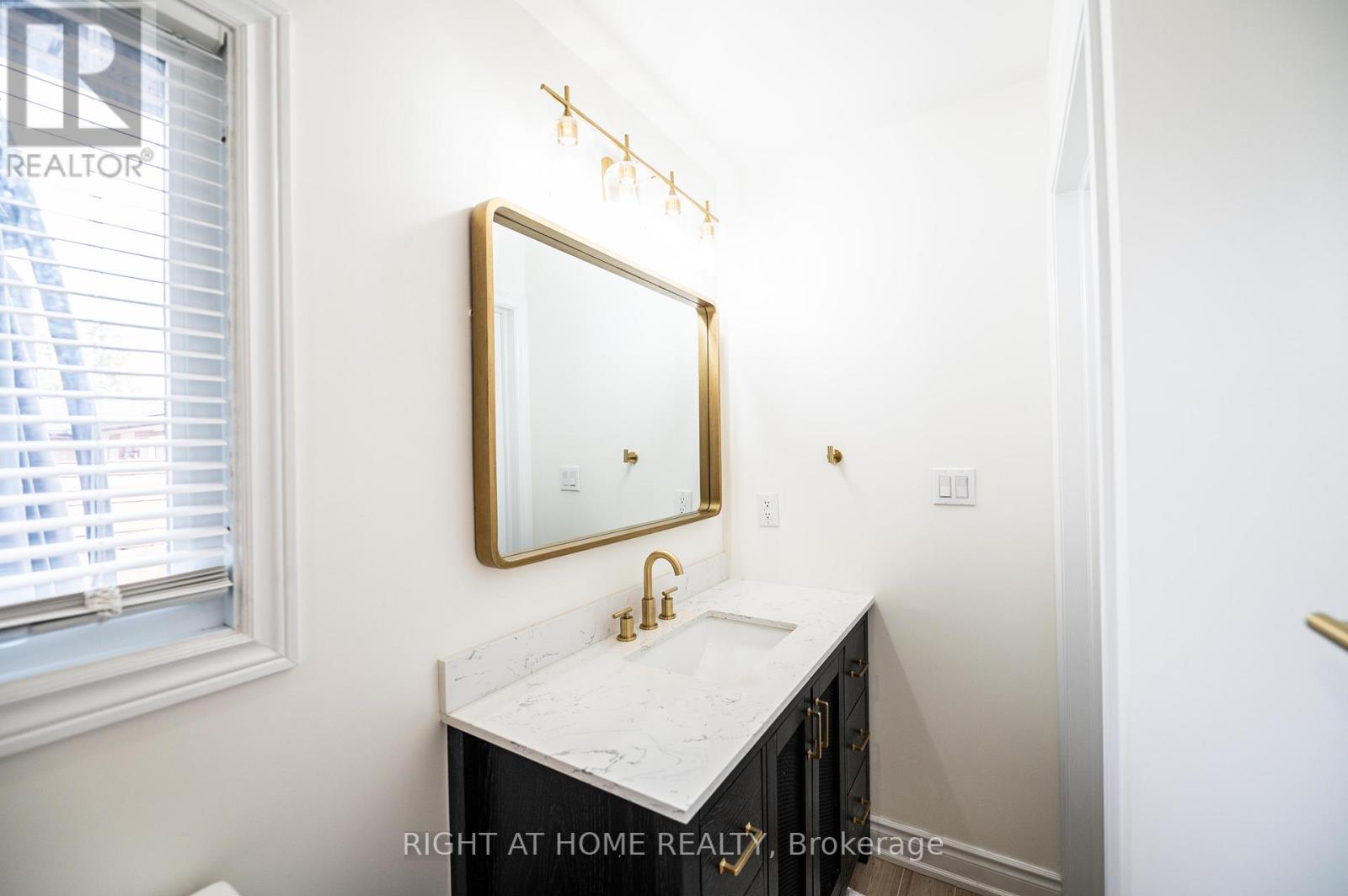 808 Sanok Drive, Pickering, Ontario  L1W 2P9 - Photo 26 - E12580476