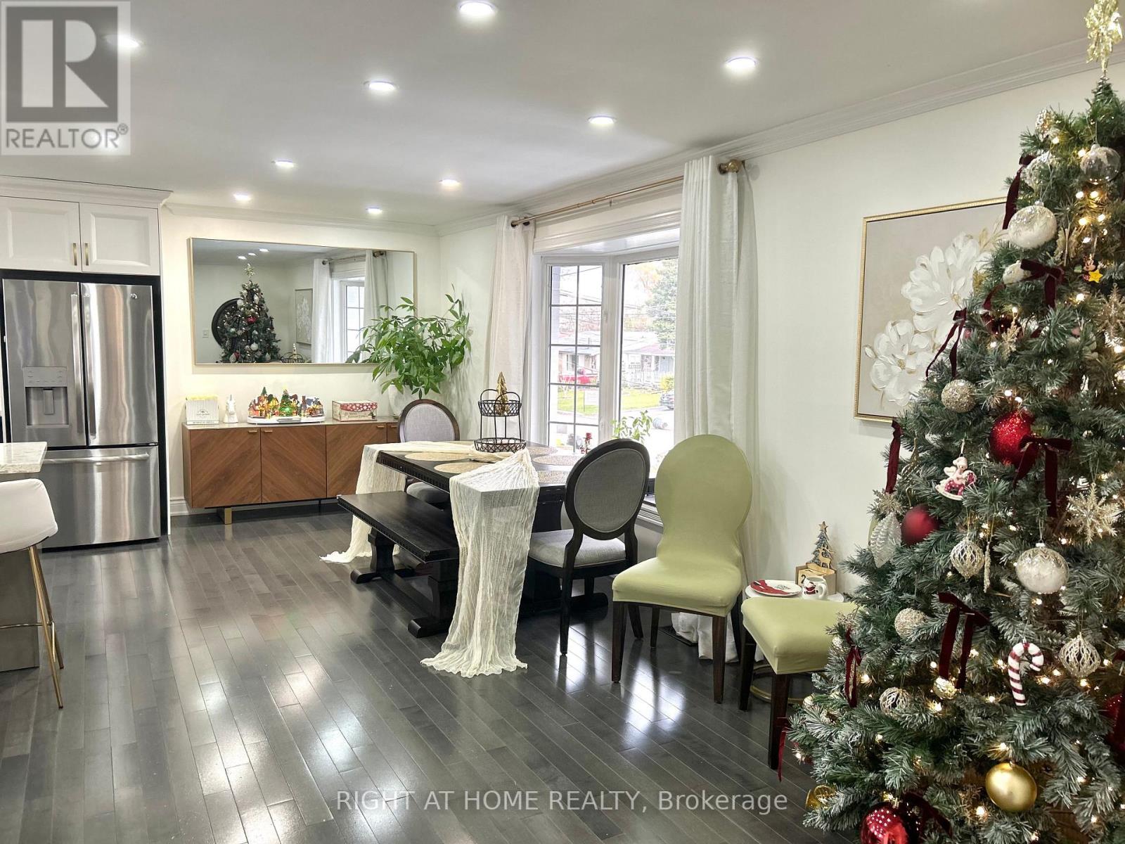 808 Sanok Drive, Pickering, Ontario  L1W 2P9 - Photo 5 - E12580476