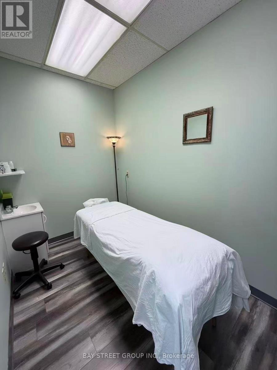 222 - 2175 Sheppard Avenue E, Toronto, Ontario  M2J 1W8 - Photo 4 - C12442018