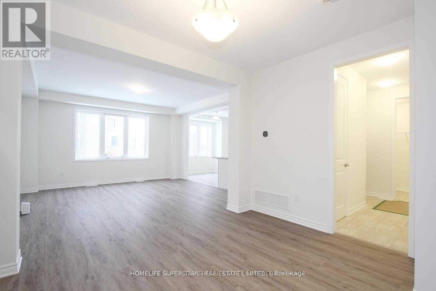 17 Speckled Alder Street, Caledon, Ontario  L7C 4J1 - Photo 4 - W12546980