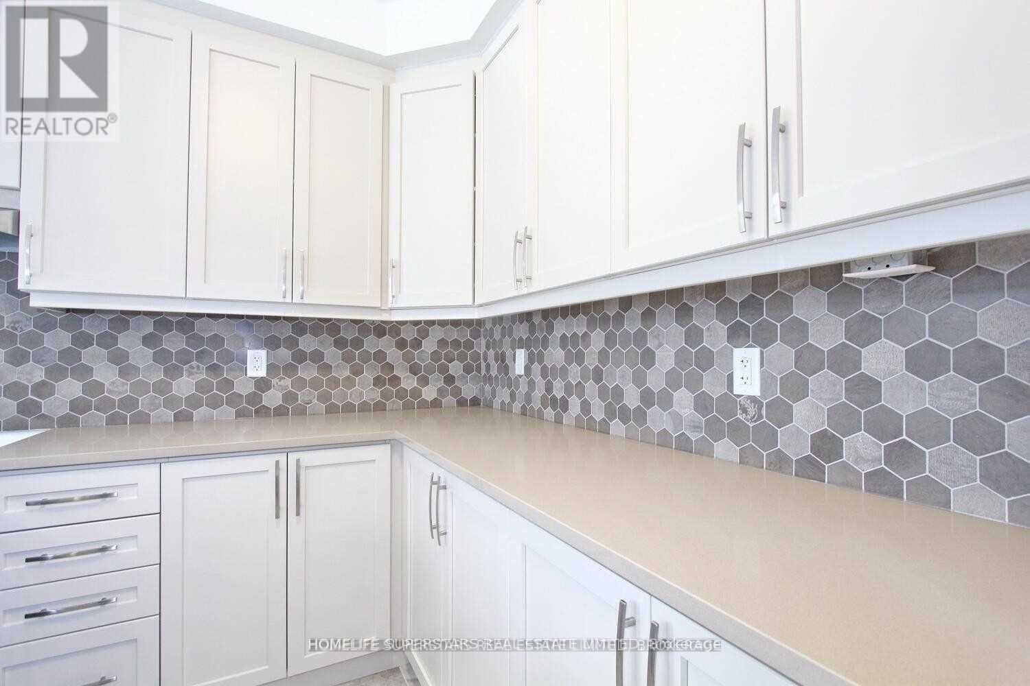 17 Speckled Alder Street, Caledon, Ontario  L7C 4J1 - Photo 8 - W12546980