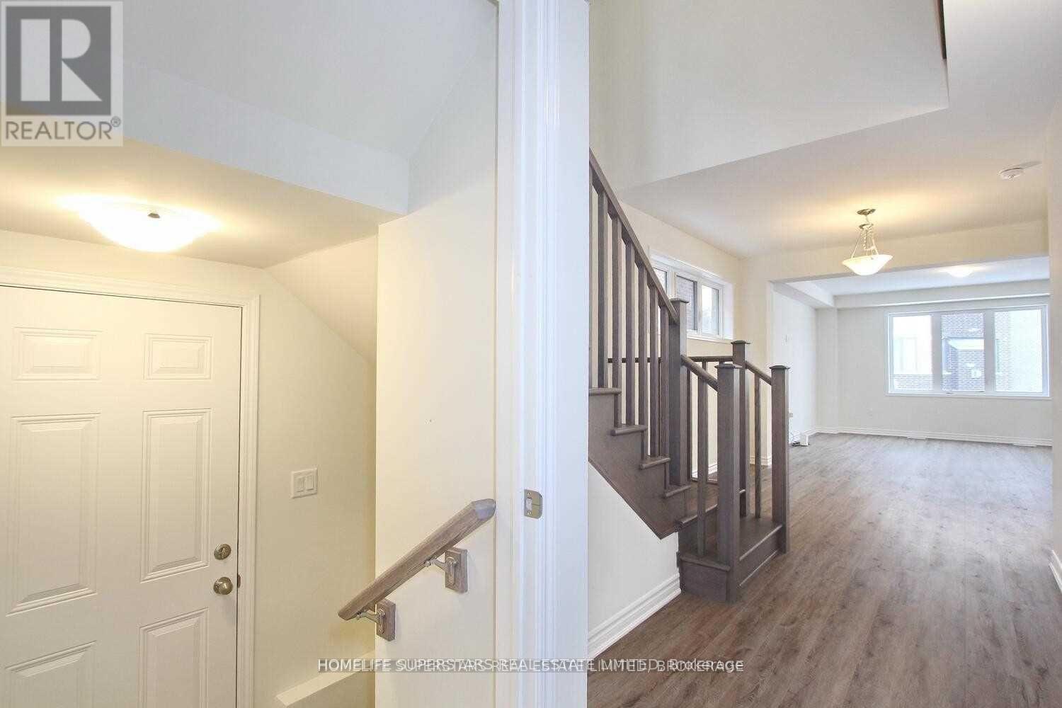 17 Speckled Alder Street, Caledon, Ontario  L7C 4J1 - Photo 3 - W12546980